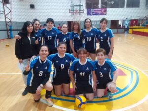 El vóleibol laboral vivió una nueva  jornada en su serie femenina +35 años