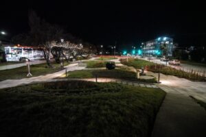 Obras en el bandejón del Monumento al Ovejero presentan 85% de avance