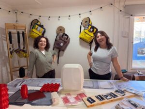 Magallánicas avanzan hacia la innovación con su proyecto “Seamless Backpack”