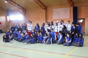 Team chileno de básquetbol 3x3 impartió clínica en Escuela Manuel Bulnes