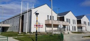 Salud reconoce preocupación en recurso humano capacitado para unidad de diálisis en Porvenir