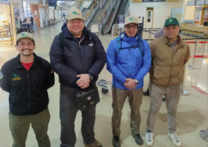 Cuatro brigadistas de Conaf Magallanes integran delegación de apoyo a Canadá