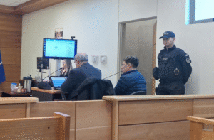 Corte deberá determinar si peligroso imputado es enviado a la cárcel por asalto
