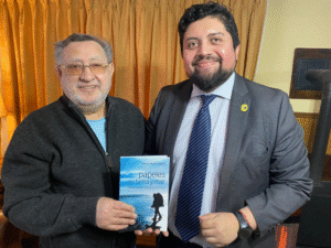 Mineduc destaca trayectoria de 44 años del profesor normalista Orlando Guzmán