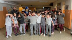 Escuela Padre Hurtado aprende sobre energía