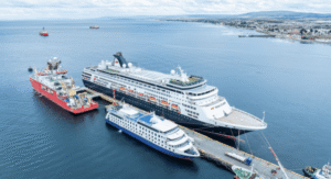 Magallanes proyecta liderazgo nacional y crecimiento del turismo antártico
