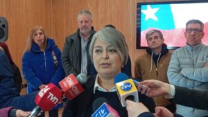 Pocos anuncios y reuniones acotadas marcan paso de Jara por Punta Arenas