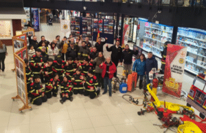 Exposición de la Bomba España cautivó atención de grandes y chicos
