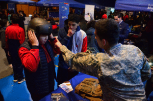 Liceo Sara Braun realizó  feria vocacional
