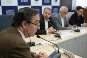 Flies junto a gobernadores exigen al Ejecutivo fomentar la descentralización regional