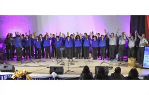 Coro Arte Vocal brilló en encuentro coral interregional en Río Bueno