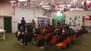Convocan a jóvenes a taller de educación financiera