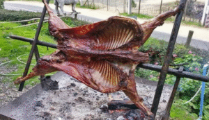 El asado de cordero lidera como el plato más representativo en la Región de Magallanes