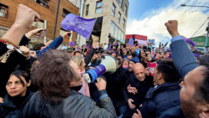 Protestas impidieron el acto de Milei y forzaron su salida anticipada de Ushuaia