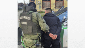 Venezolano fue detenido portando arma blanca y además intentó ocultar su identidad