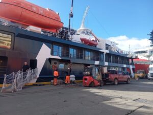 Cerca de 3.000 pasajeros espera la empresa de aerocruceros Antarctica 21