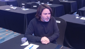 Alberto Mayol: “En segunda vuelta gana la derecha con una probabilidad altísima”