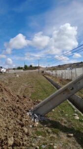Choque a poste deja a 47 clientes sin suministro eléctrico en el camino al Andino