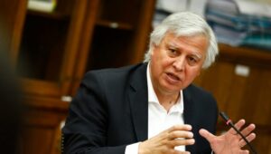 Proponen rebajar IVA a la canasta básica para “aliviar a quienes ganan menos”