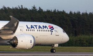 Vuelo fue cancelado por ingreso de aves a los motores