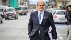 Diputado Matheson respaldará acusación constitucional contra exministro Pardow