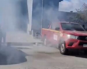 Incendio afecta a camioneta de ENAP en Cerro Sombrero