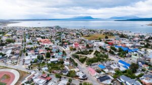 Puerto Natales se prepara para la Cumbre Mundial de Turismo Aventura 2025