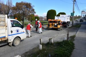 Municipio de Punta Arenas inicia temporada de bacheo con intervención de más de 300 puntos críticos