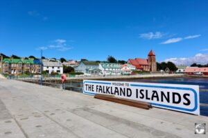 Las Falkland exploran nuevas rutas comerciales mirando hacia Punta Arenas