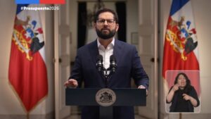 “Austeridad real” y margen de acción al nuevo gobierno son las exigencias en último presupuesto de Boric