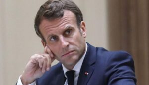 Macron nombra nuevo gobierno en medio de crisis