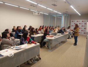 Centro de Negocios Punta Arenas inicia Academia Empresarial Femenina