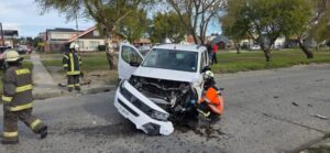Dos personas resultan lesionadas en accidente en sector norte de Punta Arenas
