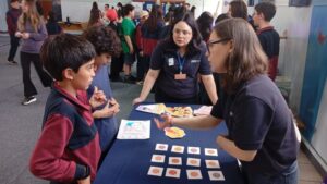 Escuela croacia realiza feria de salud mental con participación de diversas instituciones