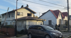 Incendio afectó vivienda de dos niveles en calle Señoret