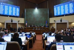 Bochorno histórico en la Cámara de Diputados: sesión fracasó por ausencia masiva