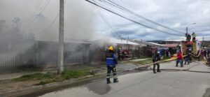 Incendio con explosión en la Población Silva Henríquez