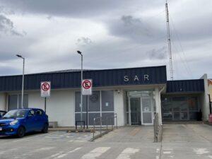 Denuncian maltrato a madre y bebé en SAR Damianovic tras ser expulsados por guardia de seguridad
