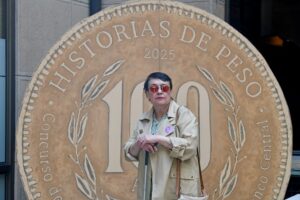 Magallánica María Barrientos destaca con Mención Honrosa en concurso literario del Banco Central
