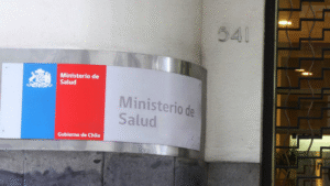 Minsal aclara deuda de $194 mil millones con proveedores y asegura que es “manejable”