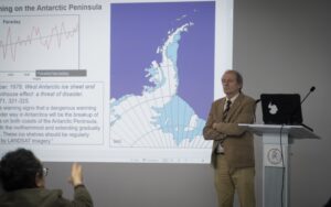 INACh y Centro Aeroespacial Alemán celebran más de 30 años de cooperación científica