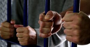 Desarticulan red de narcotráfico en penal de Alto Hospicio con 12 gendarmes detenidos
