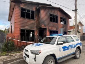 Dos hermanos adultos mayores mueren en un incendio que afectó su vivienda en Natales