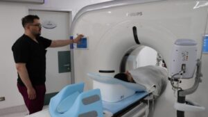 Hospital Clínico Magallanes extiende horario de TAC para abordar lista de espera