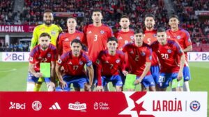 La Roja enfrenta a Rusia este sábado con dudas en el mediocampo para el once titular