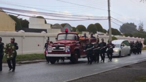 Fallece el Bombero Honorario Eduardo Alfredo Gómez Seguel: Cuerpo de Bomberos rindió emotivo homenaje en su funeral