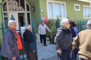Adultos mayores exigen al Presidente el cumplimiento de compromisos estatales abandonados