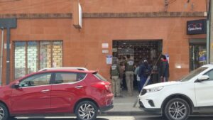 OS9 y Fiscalía realizan diligencias en Notaría de calle Lautaro Navarro