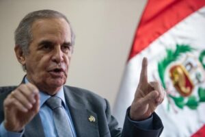 Legislador peruano acusa que “Chile nos está tirando sus problemas”