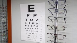 Éxito comunal: Óptica supera las 1.600 ventas de lentes